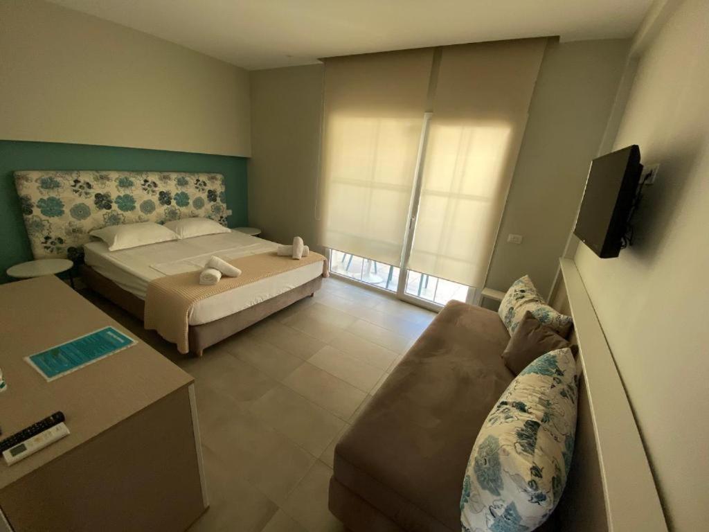 Drimades Blue Rooms Dhermi Luaran gambar